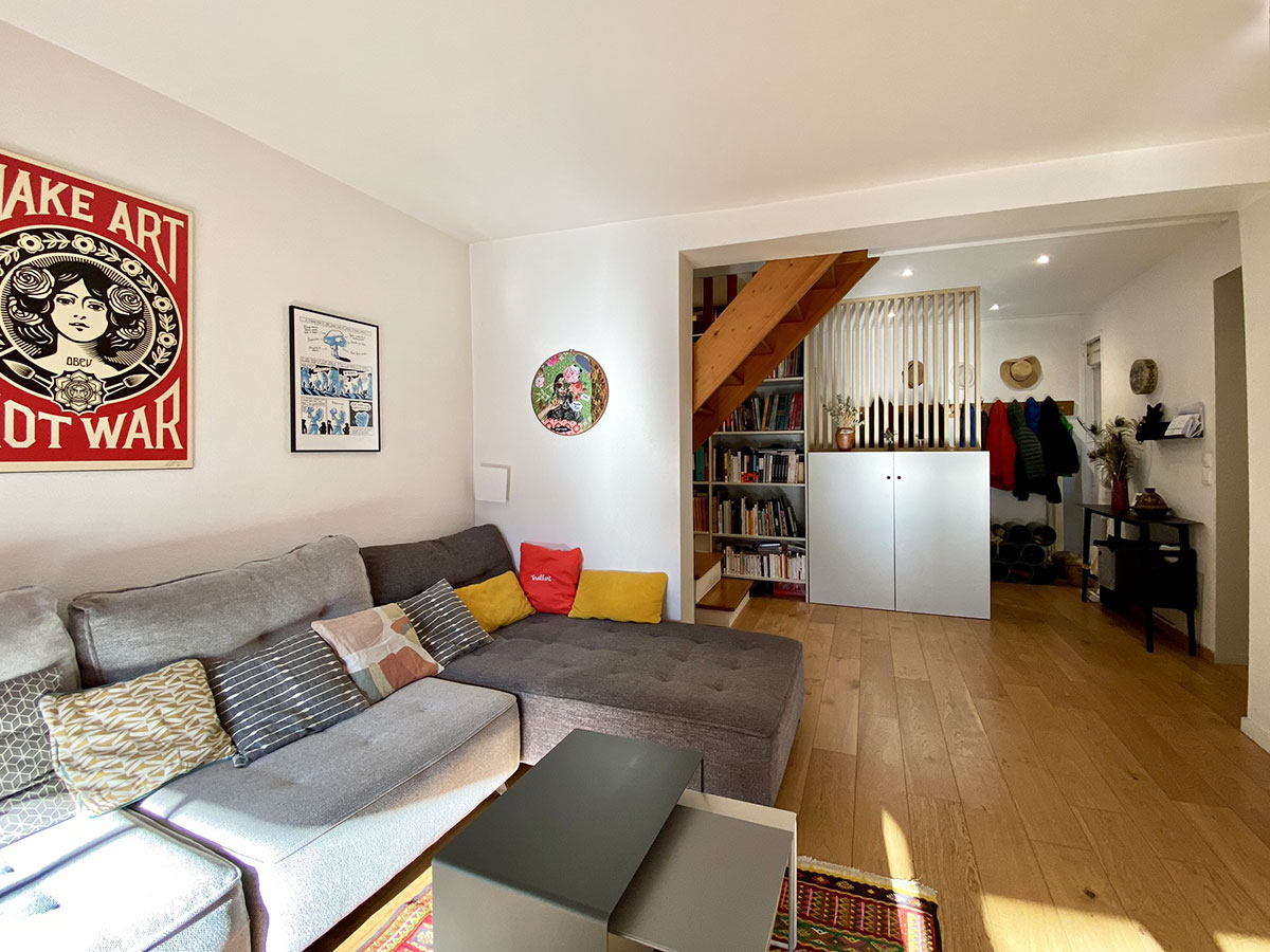 Salon rénové dans une maison à Lyon par l’architecte